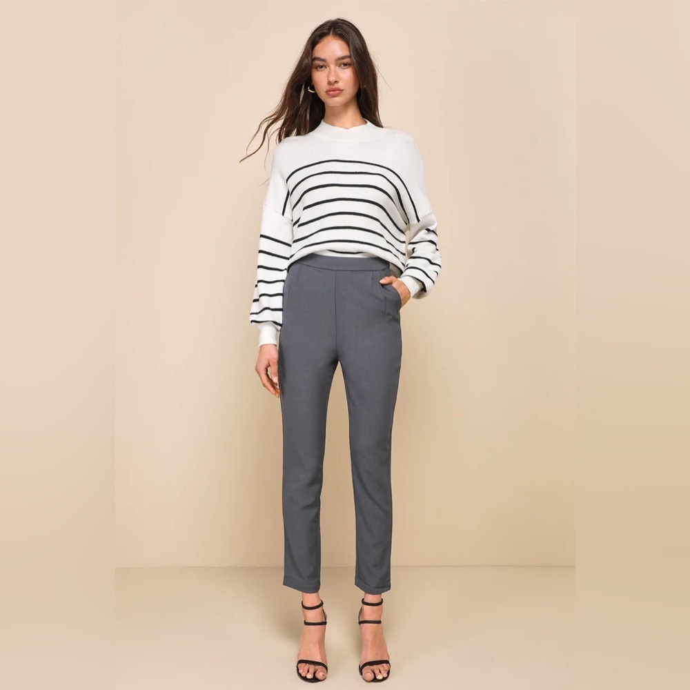 Lulu’s Kick It Grey High-Waisted Trouser Pants
